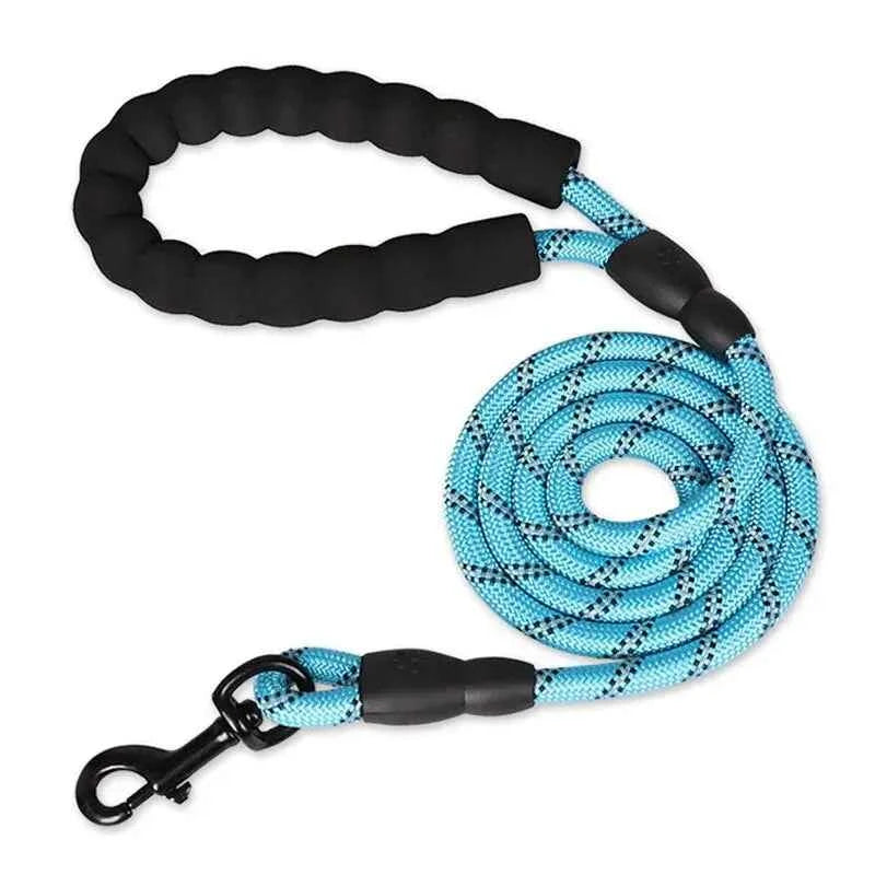Reflective Dog Leash: Your Ultimate Safety Companion for Evening Walks