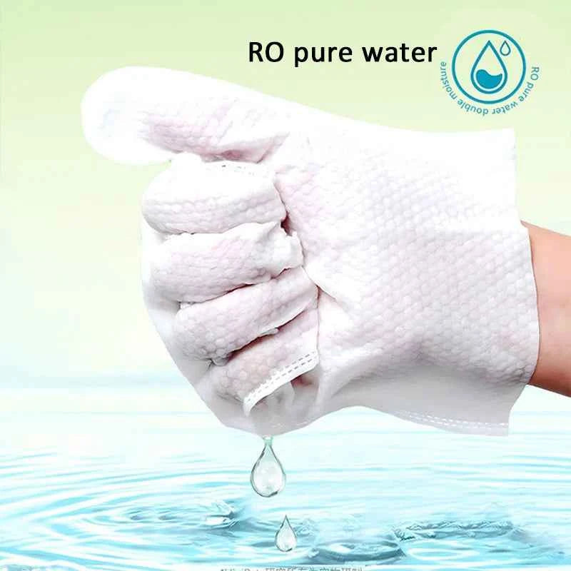Pet Cleaning Gloves: Effortless Bathing for Your Furry Friends