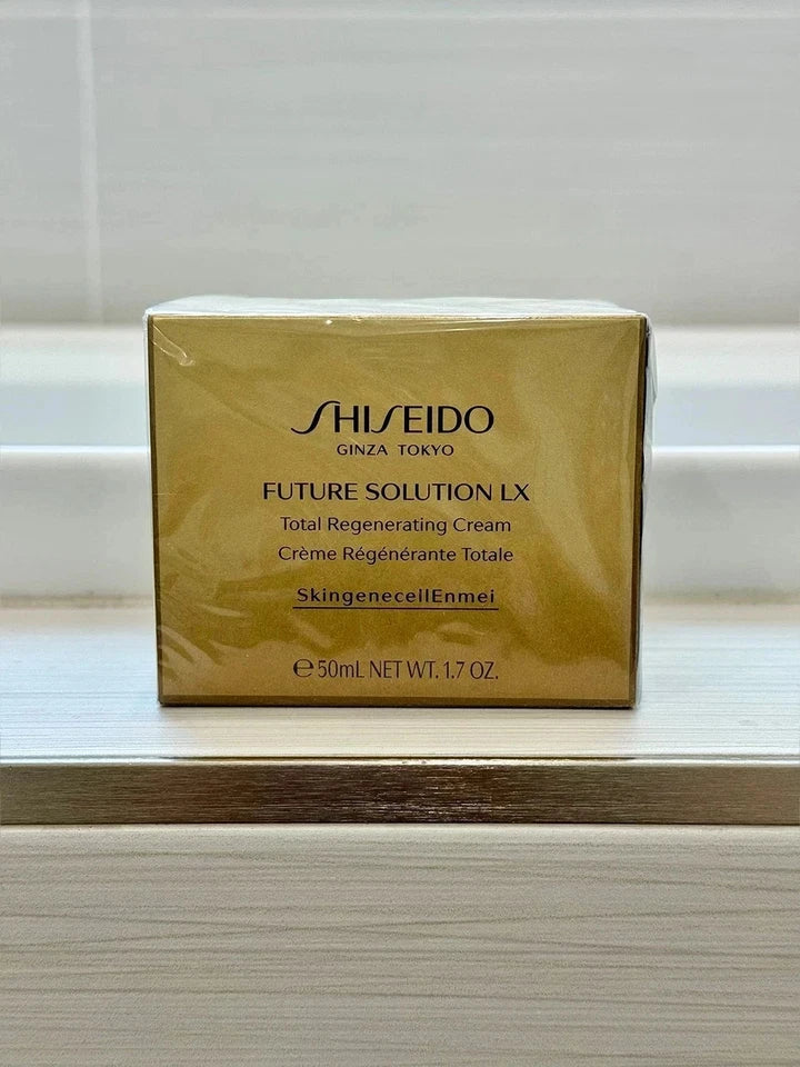 Shiseido Future Solution LX Total Regenerating Cream 50 ml/1.7 oz Fit And Glow